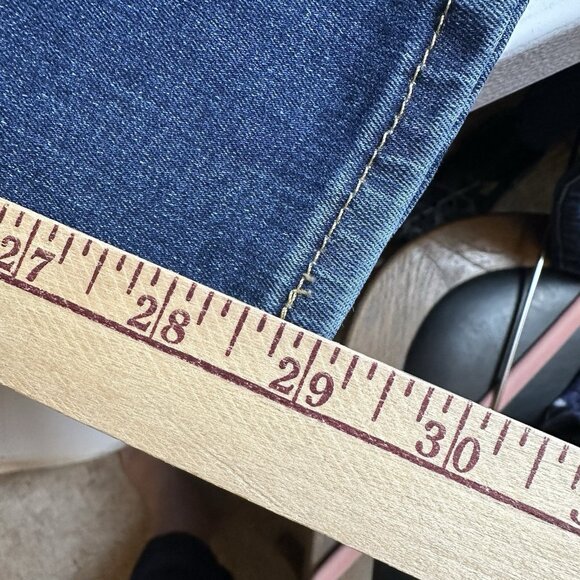 Levi's Denizen Mid Rise Bootcut Jeans Women's 12S 31x30 Blue Southwestern Casual - Picture 6 of 12